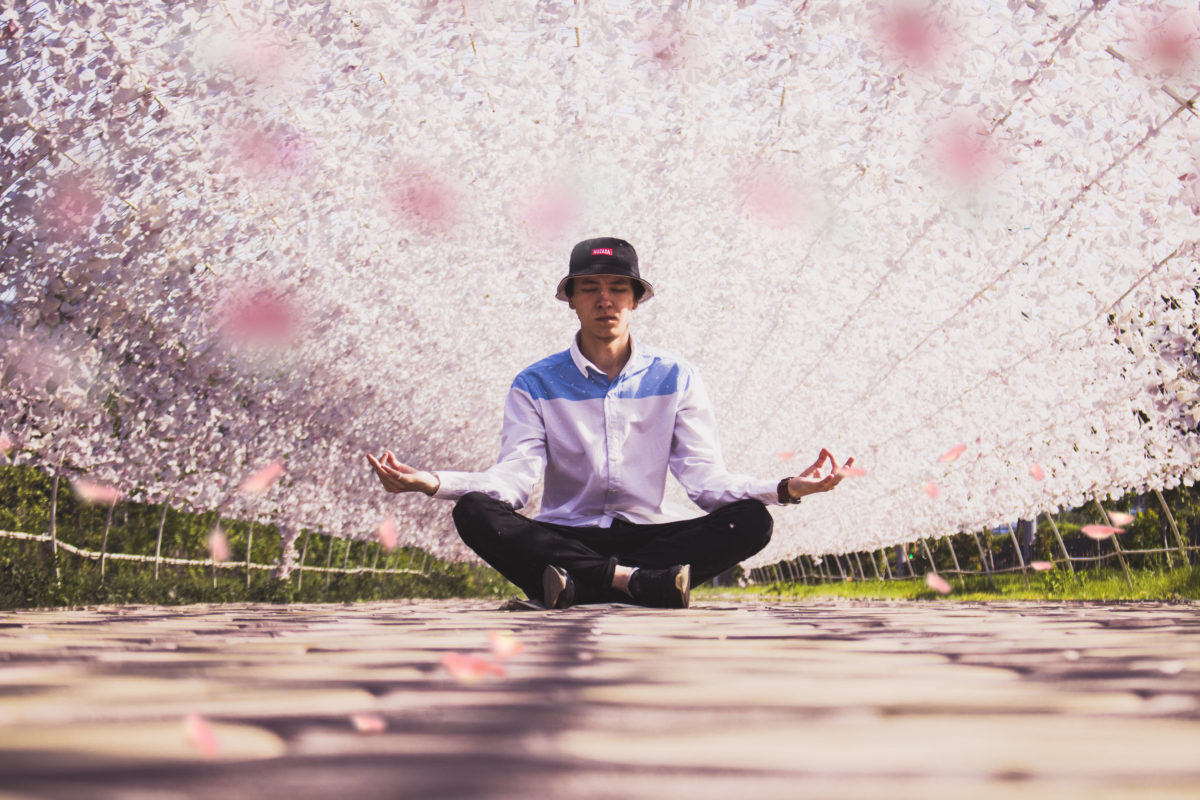 Man Meditation Guyan Mudra