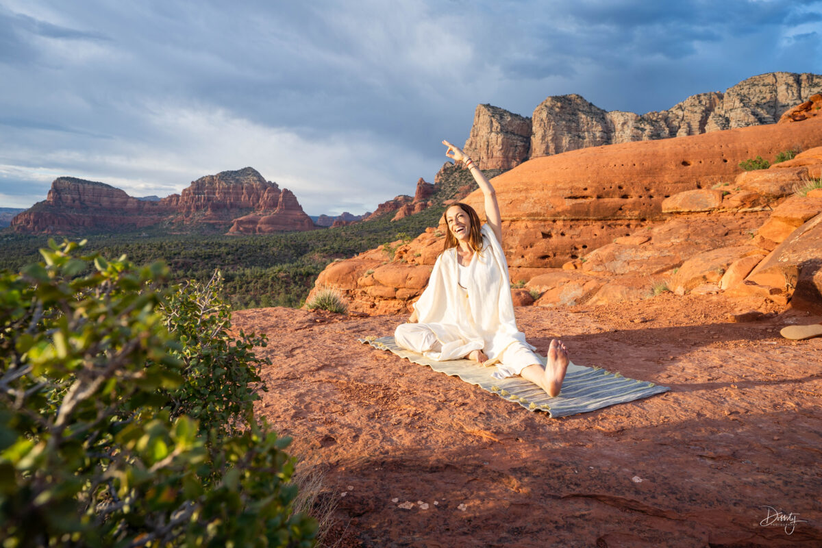 Kia Miller auramat Sedona Yoga Festival
